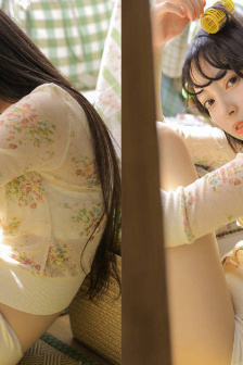 女孩子做哭另一个女孩子